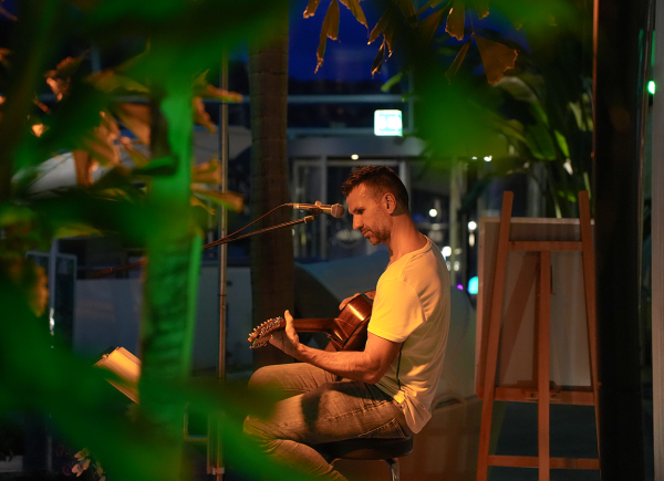 Acoustic Winter