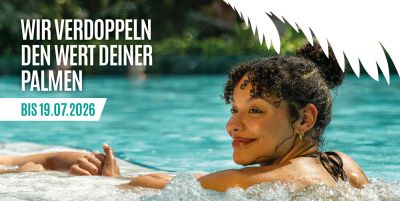 Eine Frau im Pool, Aufschrift "wir verdoppeln den Wert deiner Palmen bis 19. Juli"